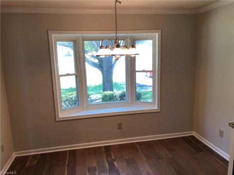 3146 Windchase Ct, High Point, NC 27265 photo 5