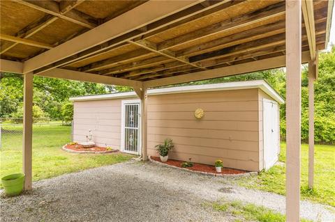 1604 Guyer St, High Point, NC 27265 photo 13