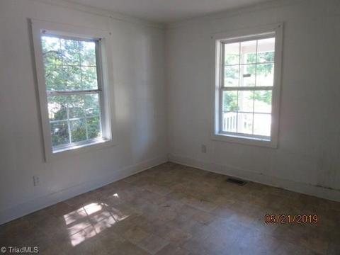 1515 Willard Ave, High Point, NC 27260 photo 9