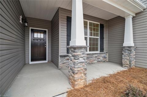 116 Ascender Dr, King, NC 27021 photo 4