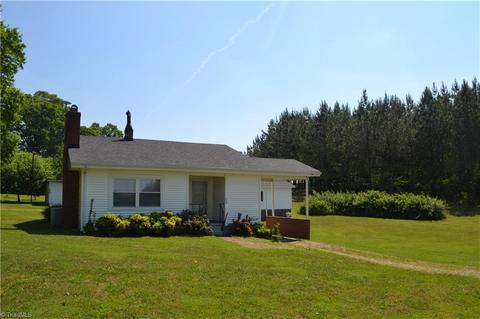 125 Lowe Rd, Madison, NC 27025 photo 1