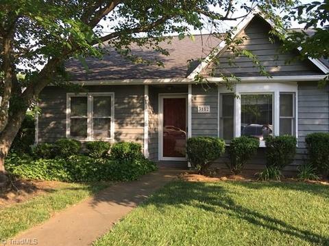 3152 Windchase Ct, High Point, NC 27265 photo 1