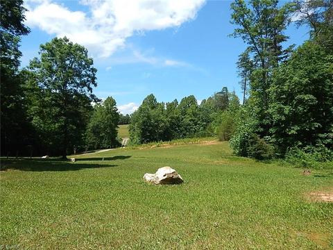 227 Simmons Rd, Pilot Mountain, NC 27041 photo 27
