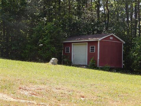 227 Simmons Rd, Pilot Mountain, NC 27041 photo 25