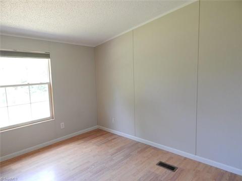 227 Simmons Rd, Pilot Mountain, NC 27041 photo 15