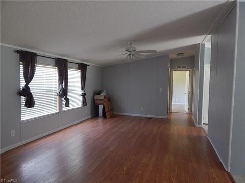 227 Simmons Rd, Pilot Mountain, NC 27041 photo 6