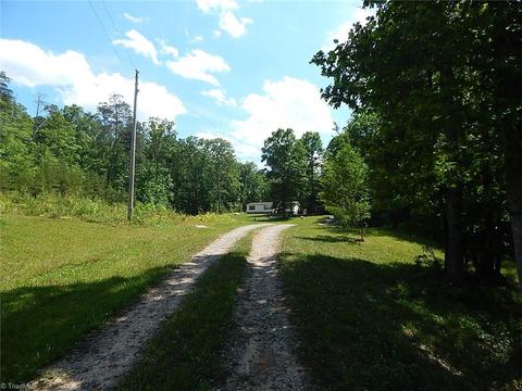 227 Simmons Rd, Pilot Mountain, NC 27041 photo 23