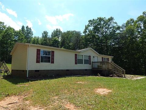 227 Simmons Rd, Pilot Mountain, NC 27041 photo 3