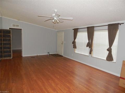 227 Simmons Rd, Pilot Mountain, NC 27041 photo 8