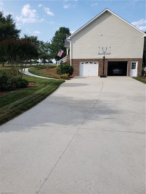 6100 Old Plank Rd, High Point, NC 27265 photo 3