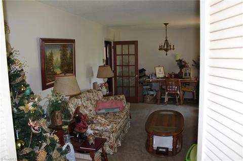 926 Caves Mill Rd, Dobson, NC 27017 photo 8