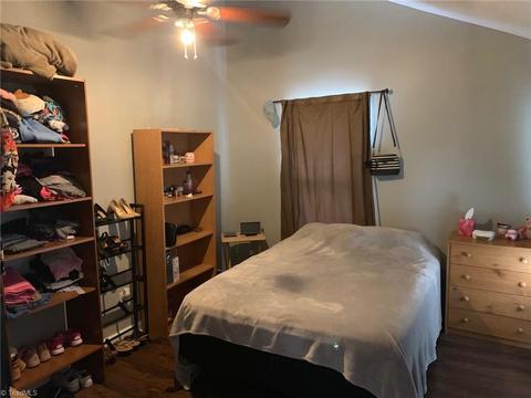 822 Pine Circle Dr, High Point, NC 27265 photo 19