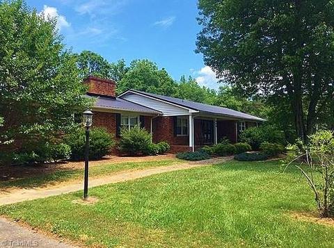 959 Shell Rd, Thomasville, NC 27360 photo 1