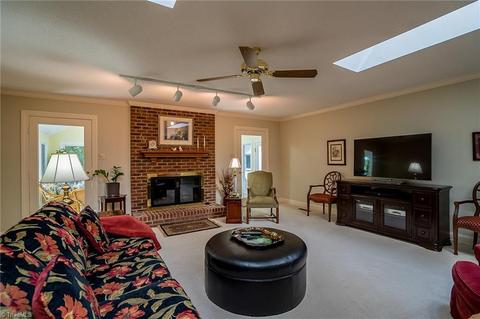131 Fox St, Randleman, NC 27317 photo 6