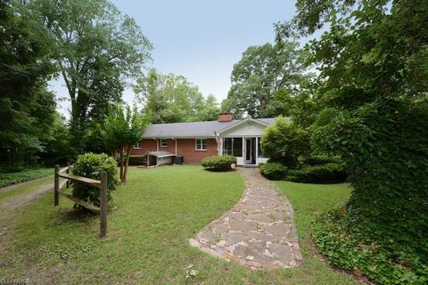 404 Lindale Dr, High Point, NC 27265 photo 3