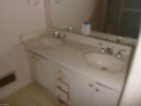 4161 Witherow Rd, Winston Salem, NC 27106 photo 7