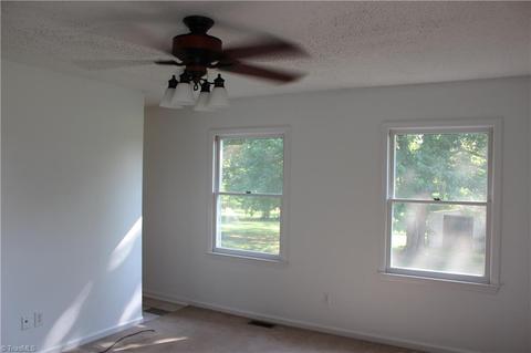 6644 Meadow Dr, Trinity, NC 27370 photo 21