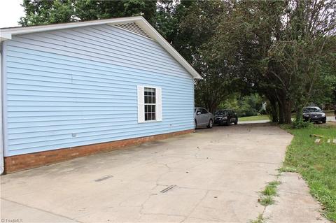 6644 Meadow Dr, Trinity, NC 27370 photo 4