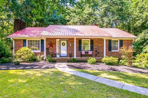 175 Lyons Dr, Clemmons, NC 27012 photo 1