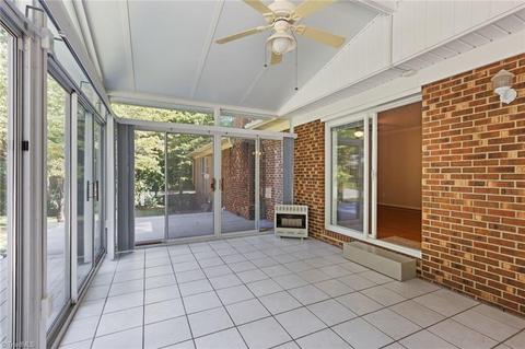 2009 Hunterwoods Dr, High Point, NC 27265 photo 25