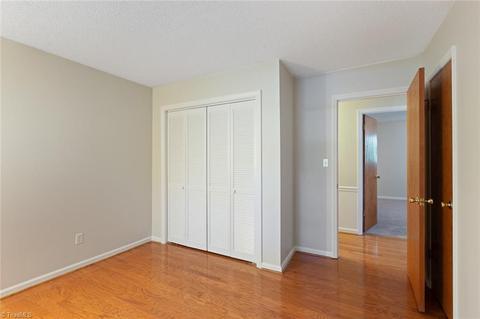 2009 Hunterwoods Dr, High Point, NC 27265 photo 23