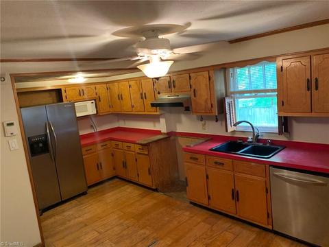 314 Greer Ave, High Point, NC 27260 photo 9
