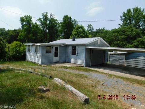 154 Smith Ave, Troy, NC 27371 photo 1