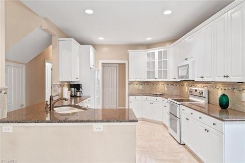 3916 Wesseck Rd, High Point, NC 27265 photo 8