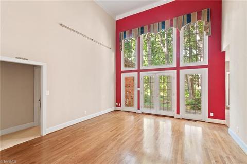 3916 Wesseck Rd, High Point, NC 27265 photo 4