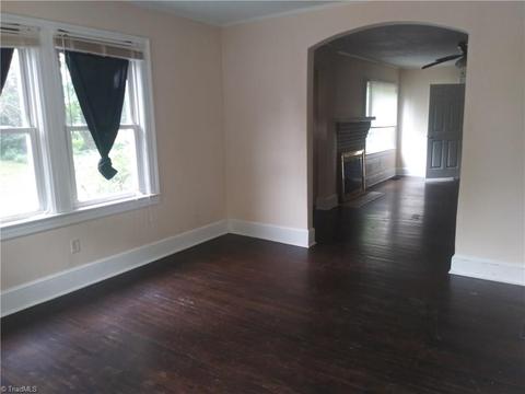 1840 Cedrow Dr, High Point, NC 27260 photo 5