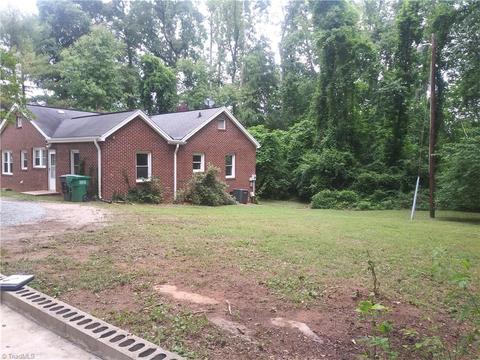 1840 Cedrow Dr, High Point, NC 27260 photo 2
