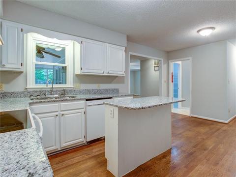 2601 Gordon Rd, High Point, NC 27265 photo 7