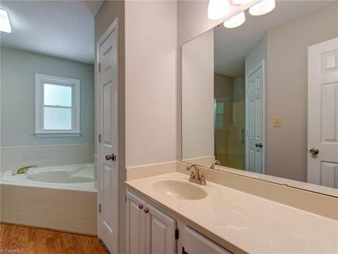 2601 Gordon Rd, High Point, NC 27265 photo 13