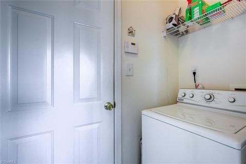 830 Hedgepath Ter, High Point, NC 27265 photo 24