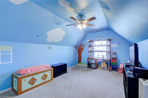 830 Hedgepath Ter, High Point, NC 27265 photo 16