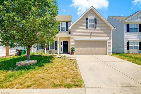 830 Hedgepath Ter, High Point, NC 27265 photo 1