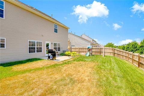 830 Hedgepath Ter, High Point, NC 27265 photo 28