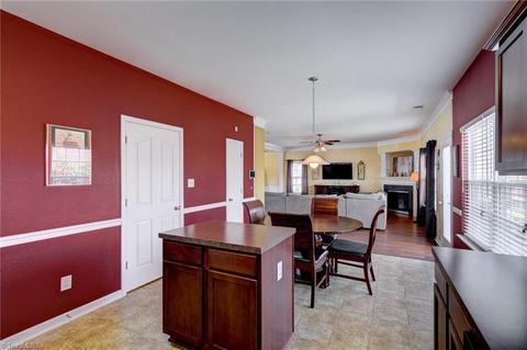 830 Hedgepath Ter, High Point, NC 27265 photo 11