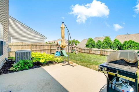 830 Hedgepath Ter, High Point, NC 27265 photo 26