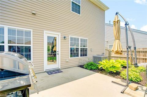 830 Hedgepath Ter, High Point, NC 27265 photo 27