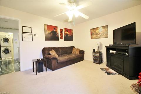 304 Druid St, High Point, NC 27265 photo 2