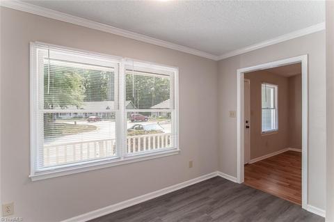 3031 Windchase Ct, High Point, NC 27265 photo 3