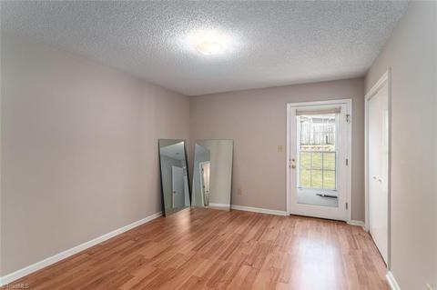 3031 Windchase Ct, High Point, NC 27265 photo 8