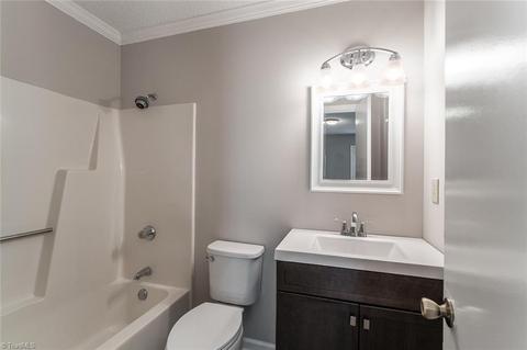 3031 Windchase Ct, High Point, NC 27265 photo 7