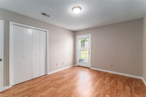 3031 Windchase Ct, High Point, NC 27265 photo 6