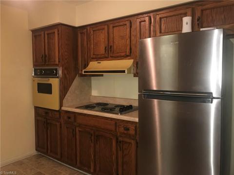 907 Denny St, High Point, NC 27262 photo 6