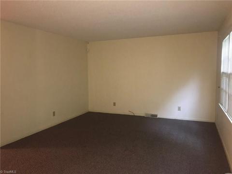 907 Denny St, High Point, NC 27262 photo 9