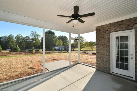2784 Bartlett Ln, Clemmons, NC 27012 photo 19