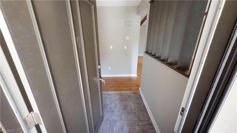 7013 Lanvale Ct, Clemmons, NC 27012 photo 2