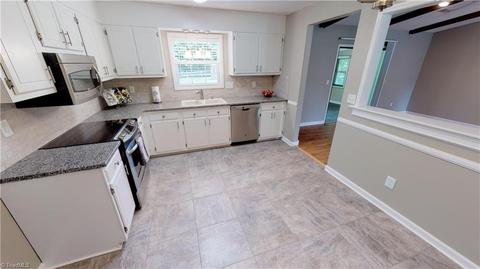 7013 Lanvale Ct, Clemmons, NC 27012 photo 10